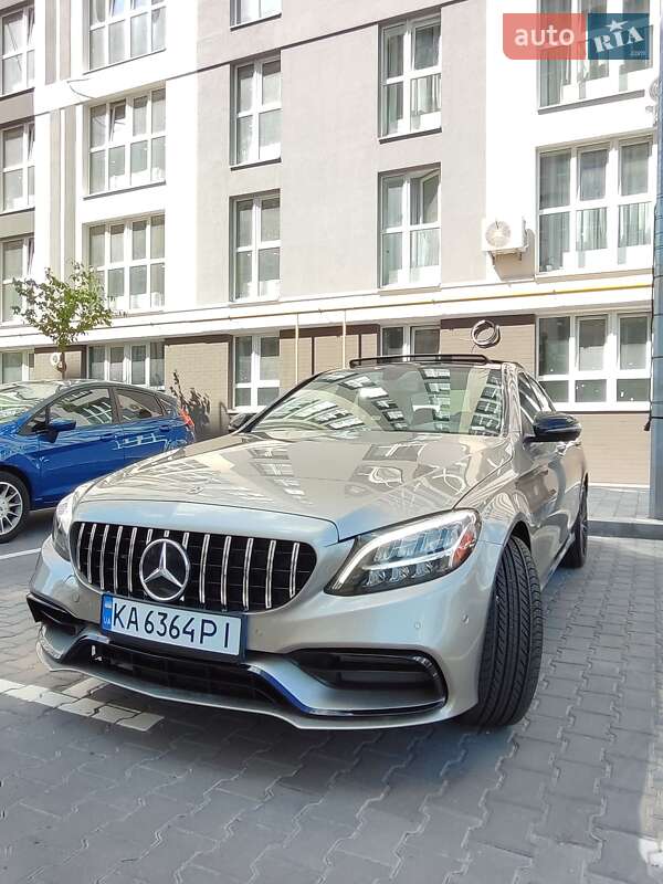 Седан Mercedes-Benz C-Class 2019 в Києві