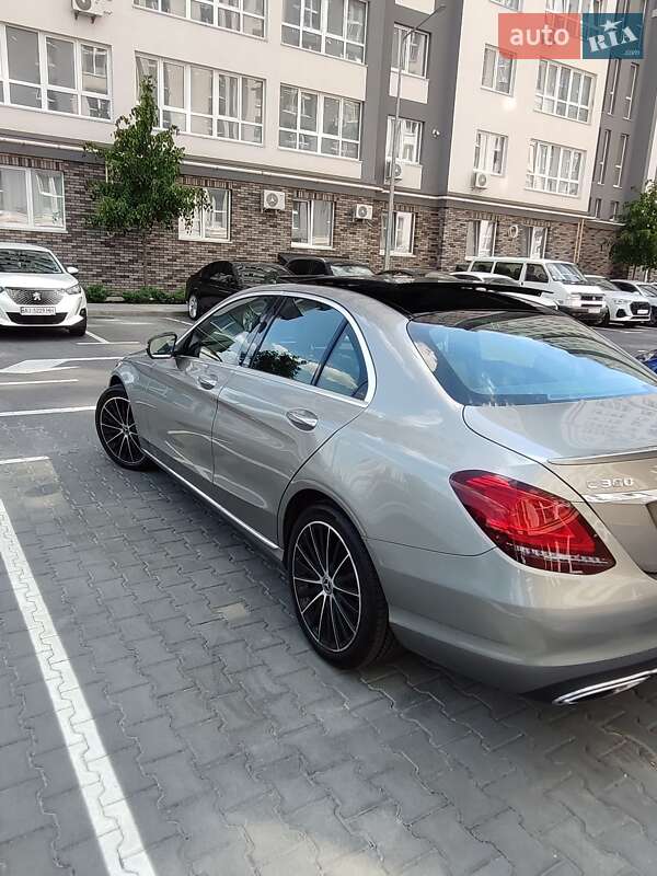Седан Mercedes-Benz C-Class 2019 в Києві