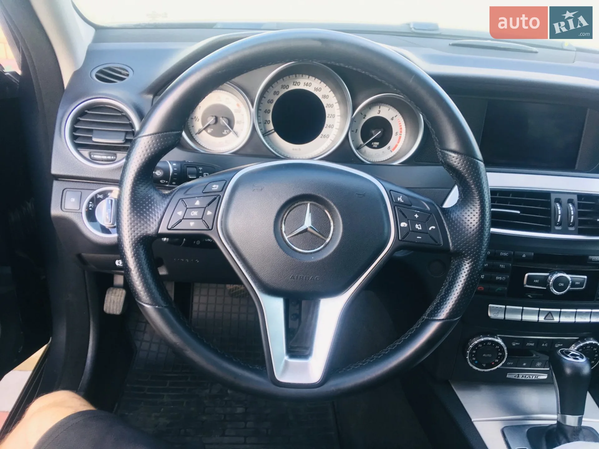 2014 Mercedes-Benz C-klasse - мініатюра 2