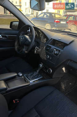 Седан Mercedes-Benz C-Class 2010 в 