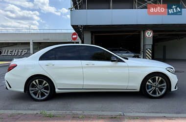 Седан Mercedes-Benz C-Class 2017 в 