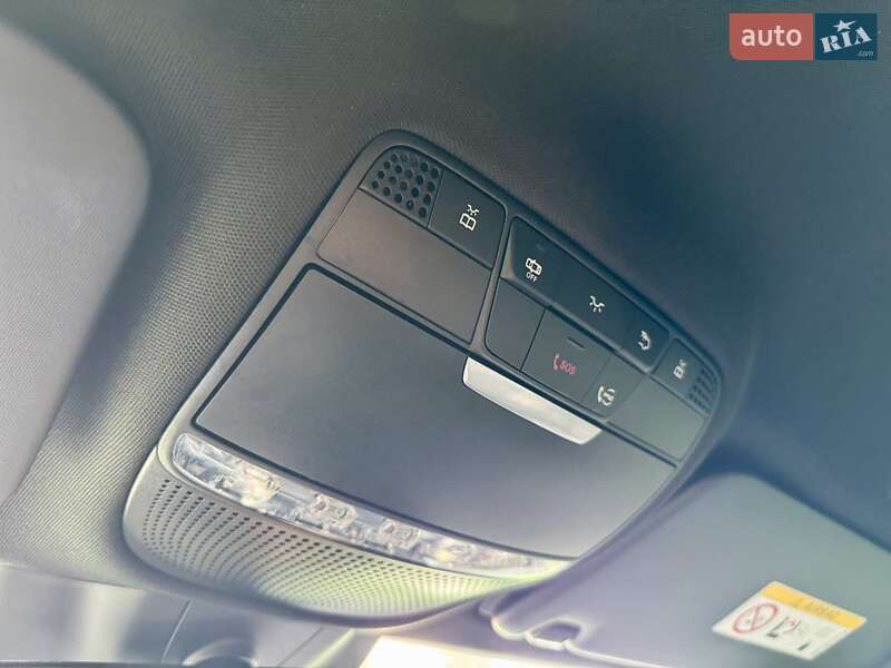 Седан Mercedes-Benz C-Class 2019 в Киеве