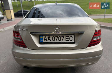 Седан Mercedes-Benz C-Class 2011 в 