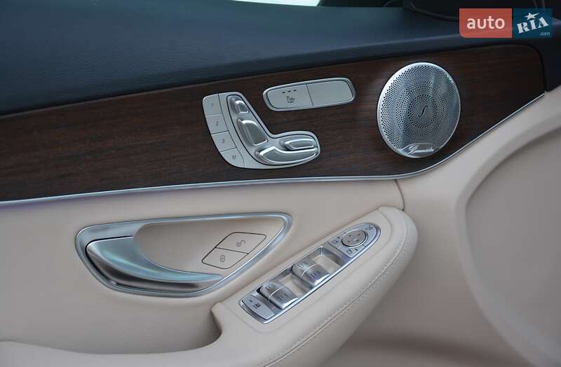 Седан Mercedes-Benz C-Class 2019 в Києві