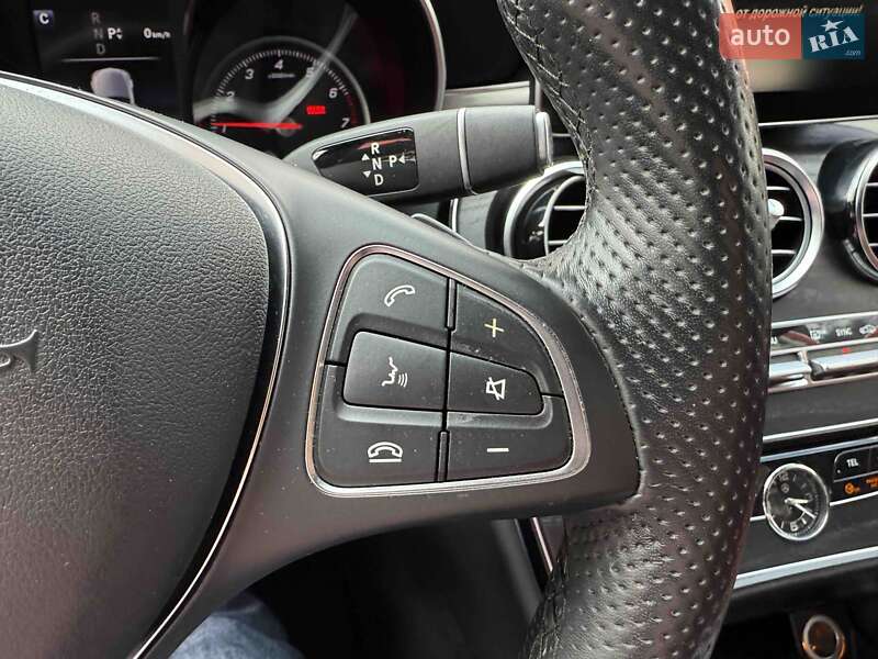 Седан Mercedes-Benz C-Class 2018 в Львове