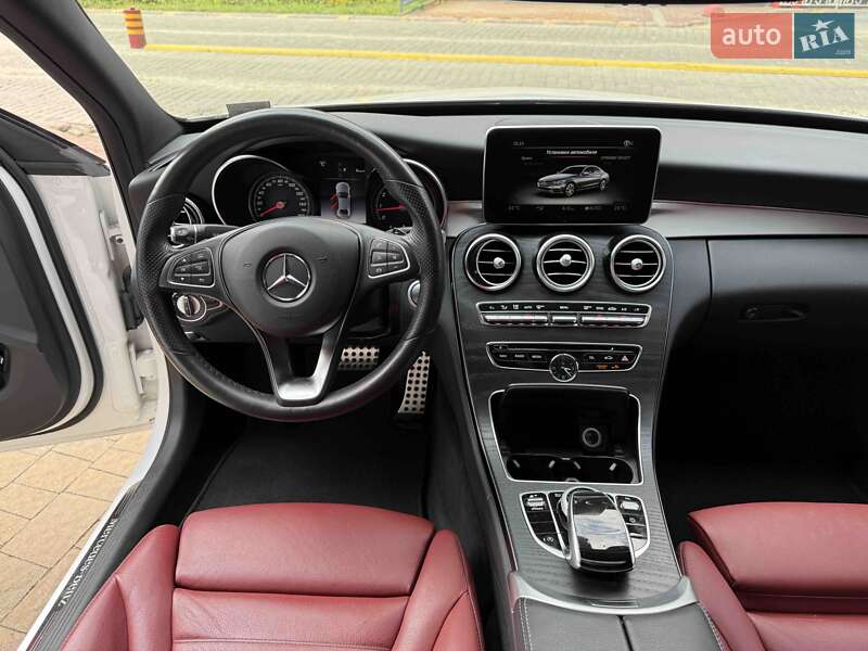 Седан Mercedes-Benz C-Class 2018 в Львове