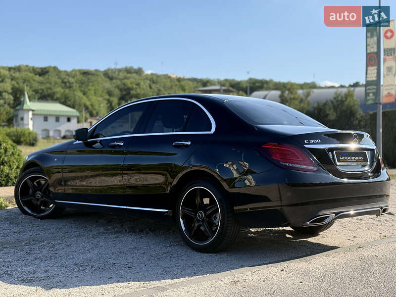 Седан Mercedes-Benz C-Class 2017 в Дніпрі