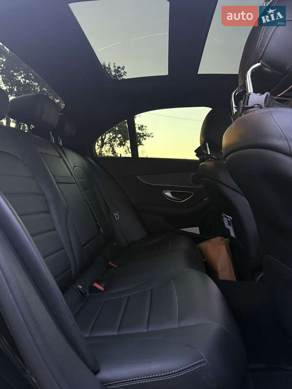 Седан Mercedes-Benz C-Class 2017 в Харкові