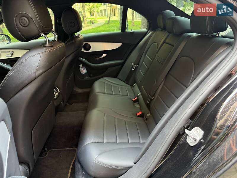 Седан Mercedes-Benz C-Class 2021 в Києві