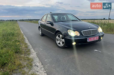 Седан Mercedes-Benz C-Class 2003 в 