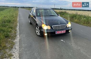 Седан Mercedes-Benz C-Class 2003 в 