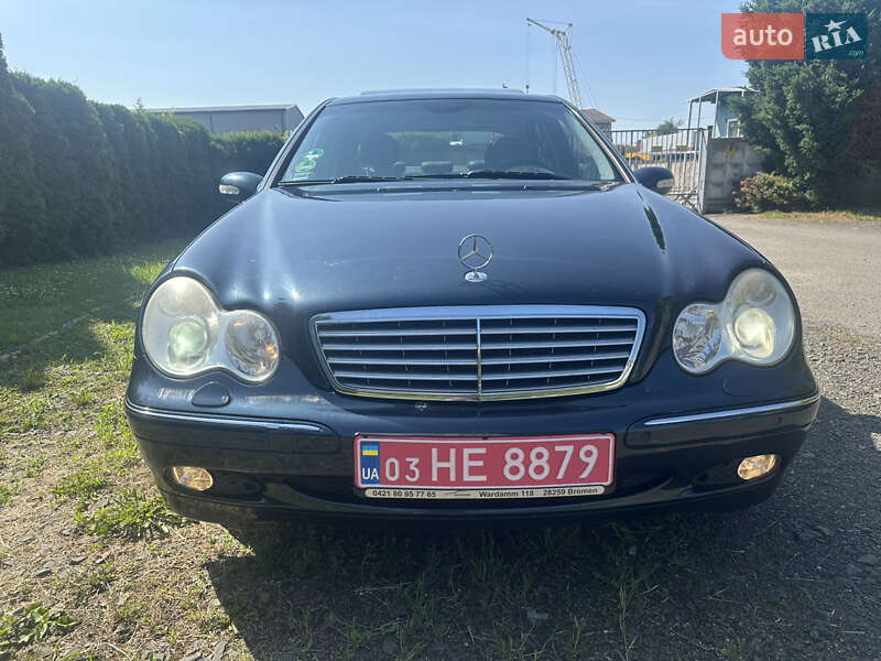 Седан Mercedes-Benz C-Class 2003 в Луцке