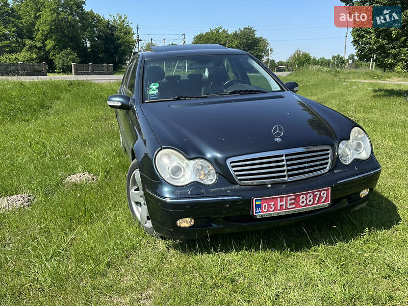Седан Mercedes-Benz C-Class 2003 в Луцке