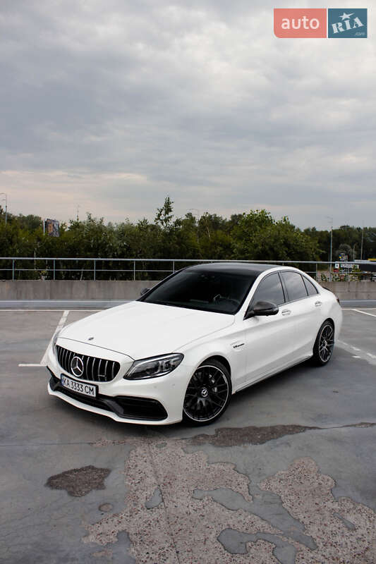 Седан Mercedes-Benz C-Class 2019 в Києві