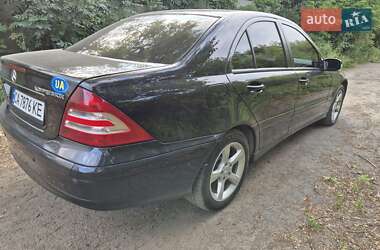 Седан Mercedes-Benz C-Class 2006 в 