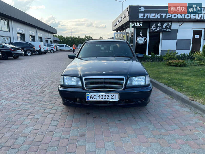 Універсал Mercedes-Benz C-Class 1998 в Сарнах
