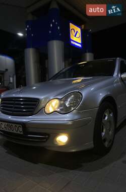 Седан Mercedes-Benz C-Class 2005 в Львове