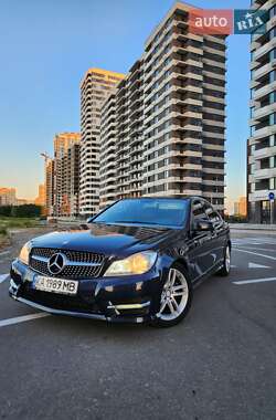 Седан Mercedes-Benz C-Class 2012 в Киеве