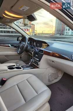 Седан Mercedes-Benz C-Class 2012 в 