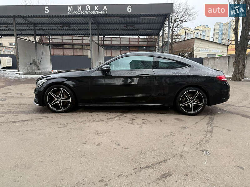 Купе Mercedes-Benz C-Class 2017 в Киеве фото 15 Купе Mercedes-Benz C-Class 2017 в Киеве
