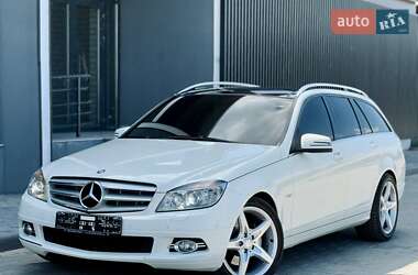 Универсал Mercedes-Benz C-Class 2009 в 