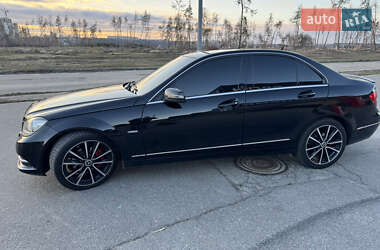 Седан Mercedes-Benz C-Class 2011 в 