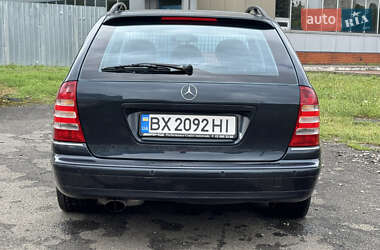 Универсал Mercedes-Benz C-Class 2004 в 