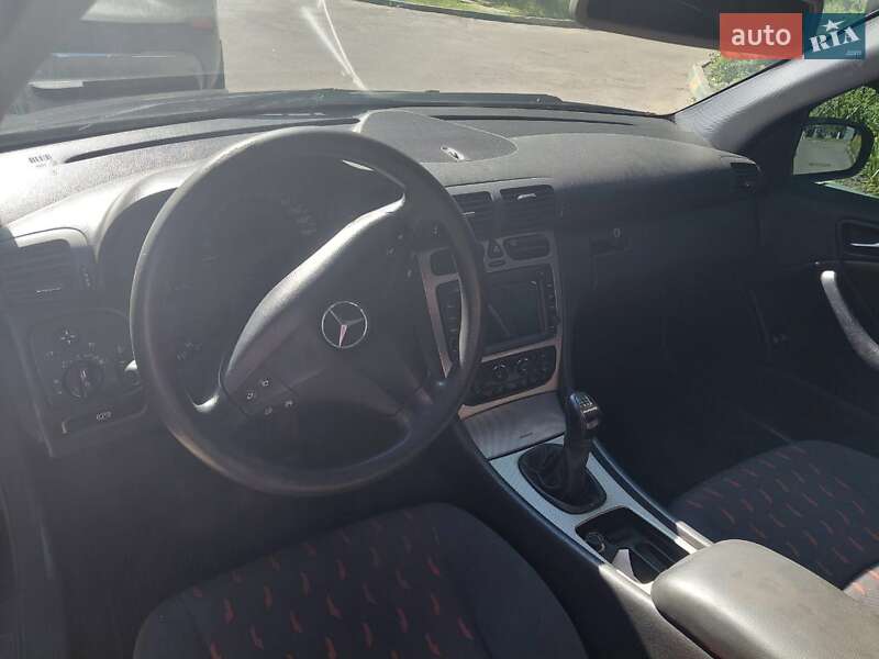 Купе Mercedes-Benz C-Class 2003 в Ромнах