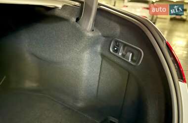 Седан Mercedes-Benz C-Class 2021 в 