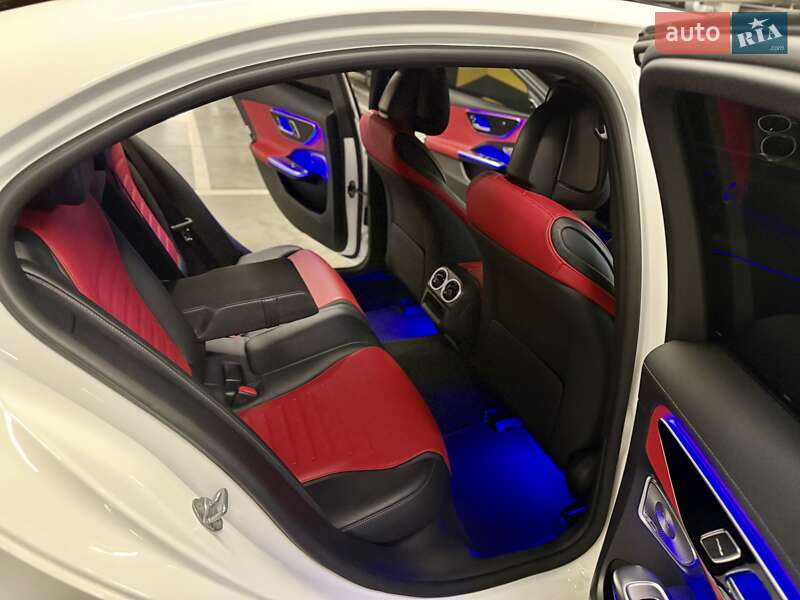 Седан Mercedes-Benz C-Class 2021 в Киеве