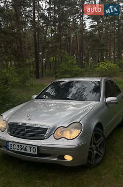 Седан Mercedes-Benz C-Class 2002 в Рава-Русской