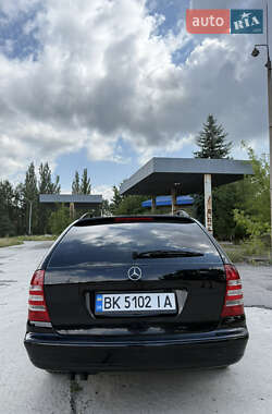 Универсал Mercedes-Benz C-Class 2006 в 