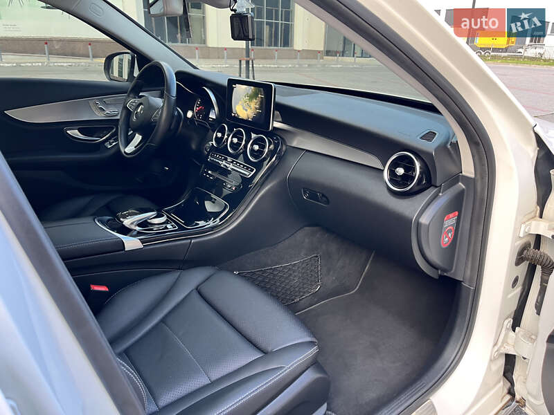 Седан Mercedes-Benz C-Class 2014 в Києві