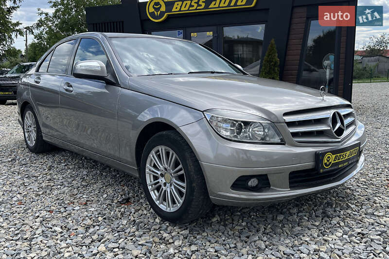 Седан Mercedes-Benz C-Class 2007 в 
