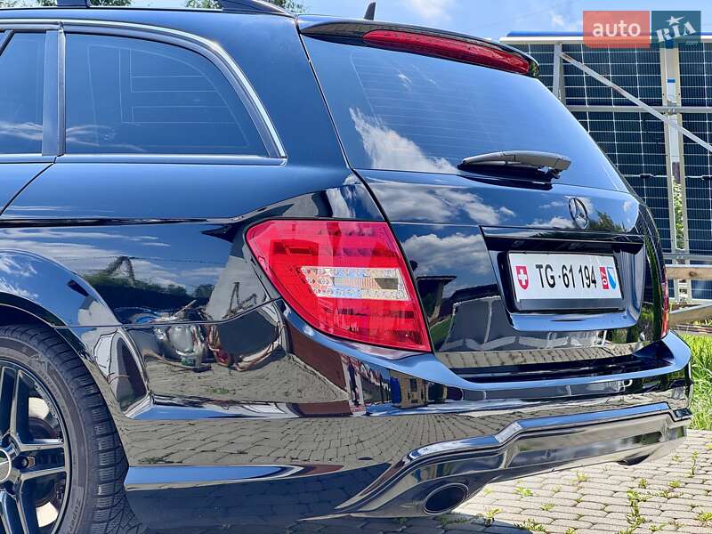 Універсал Mercedes-Benz C-Class 2012 в Стрию
