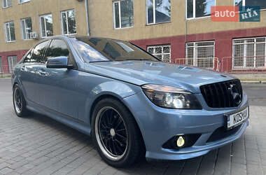 Седан Mercedes-Benz C-Class 2011 в 