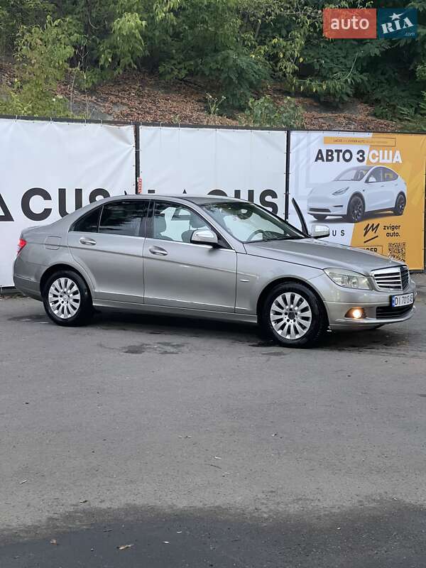 Седан Mercedes-Benz C-Class 2008 в Києві