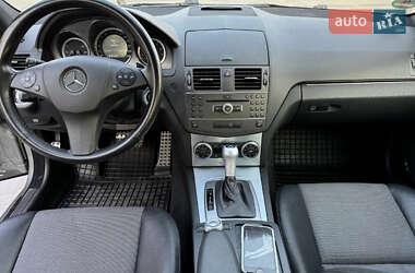 Седан Mercedes-Benz C-Class 2010 в 