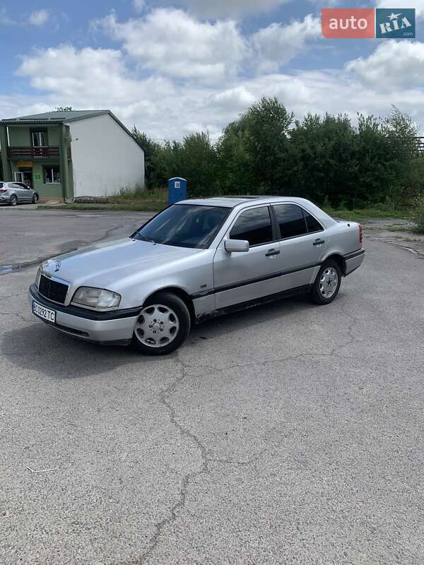 Mercedes-Benz C-Class 1995