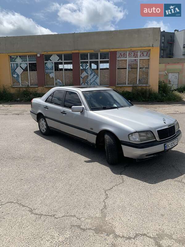 Седан Mercedes-Benz C-Class 1995 в Пустомытах