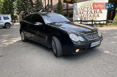 Купе Mercedes-Benz C-Class 2002 в 