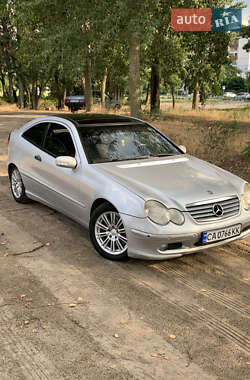 Купе Mercedes-Benz C-Class 2001 в 