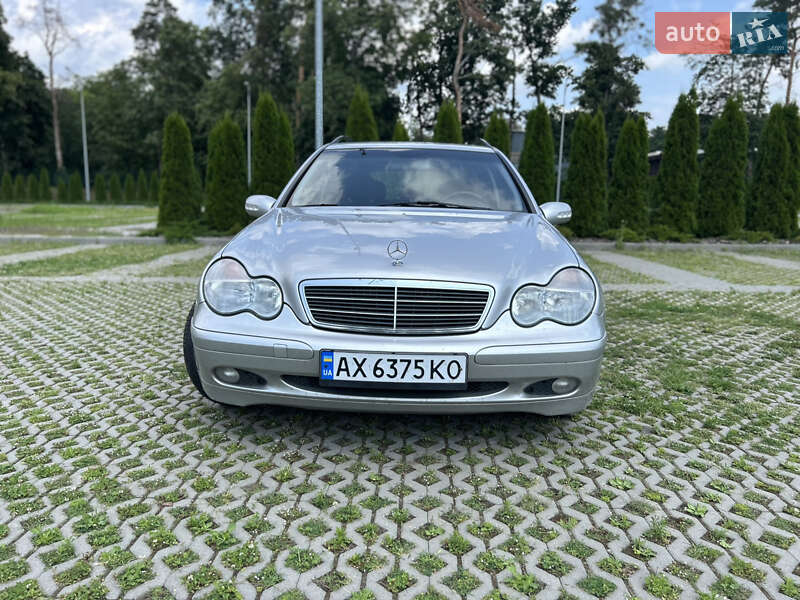 Универсал Mercedes-Benz C-Class 2002 в Харькове фото 14 Универсал Mercedes-Benz C-Class 2002 в Харькове