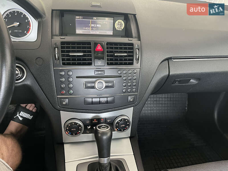 Седан Mercedes-Benz C-Class 2008 в Могилев-Подольске