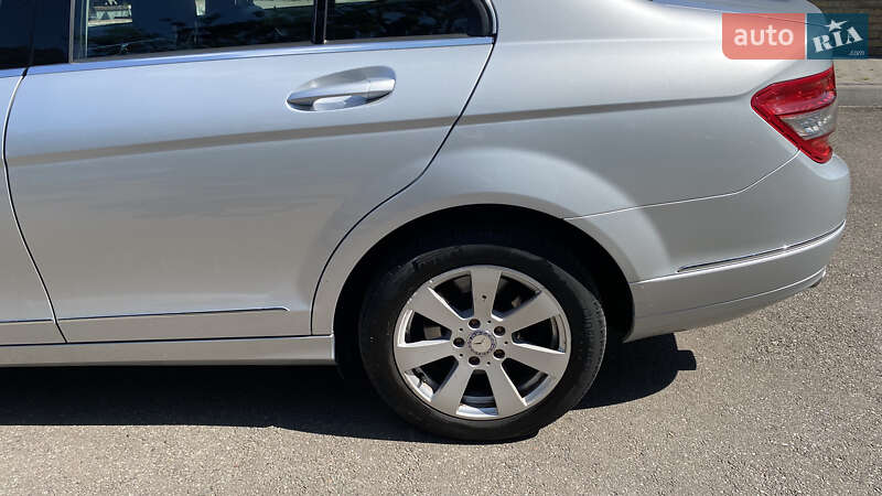Седан Mercedes-Benz C-Class 2008 в Киеве