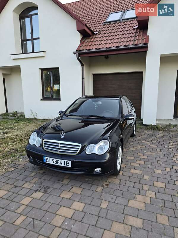 Седан Mercedes-Benz C-Class 2007 в Гадячі