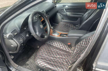 Седан Mercedes-Benz C-Class 2000 в 