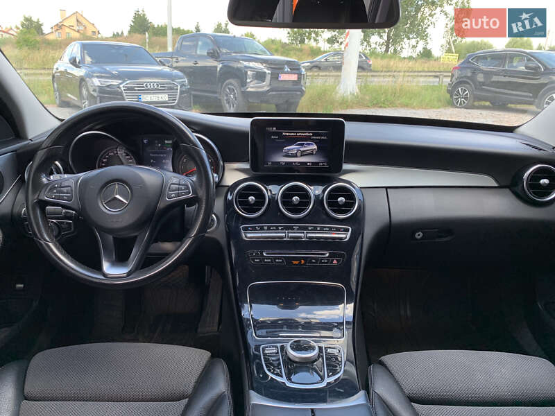 Универсал Mercedes-Benz C-Class 2016 в Львове
