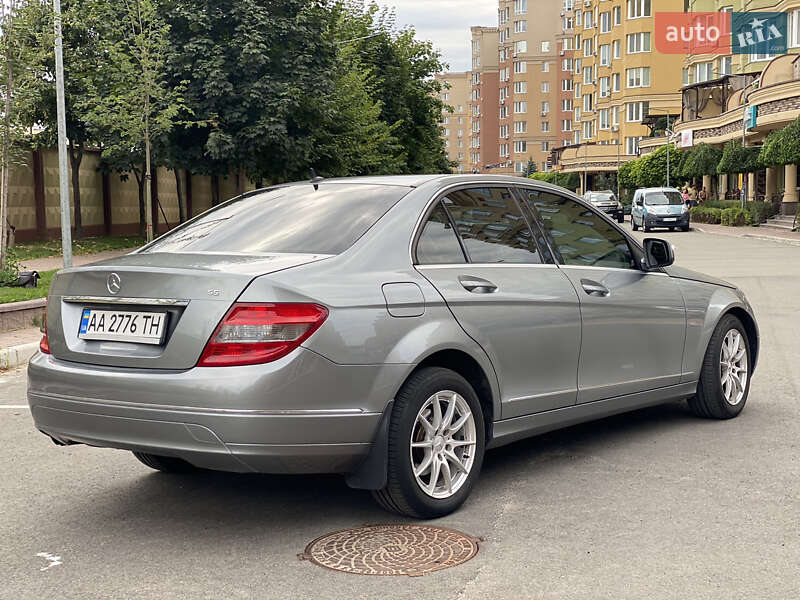 Седан Mercedes-Benz C-Class 2008 в Києві