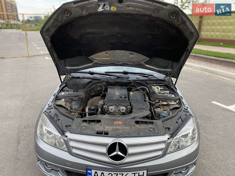Седан Mercedes-Benz C-Class 2008 в Києві